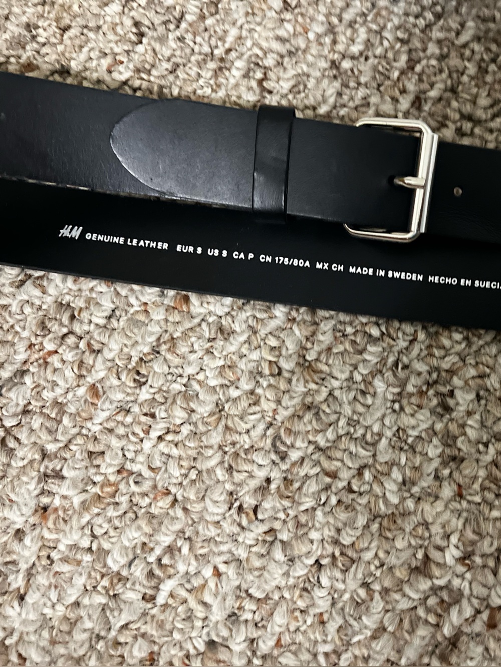 Men’s H&M Black Leather belt. Size Small
